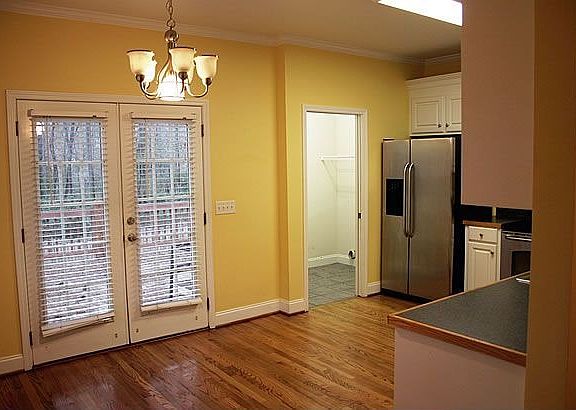 See Virtual Tour for More!