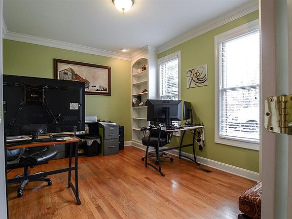 3rd image of 10553 Mountain Laurel Way