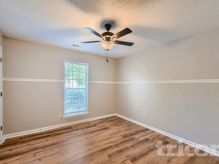 120 Allen Oaks Way — Photo 5