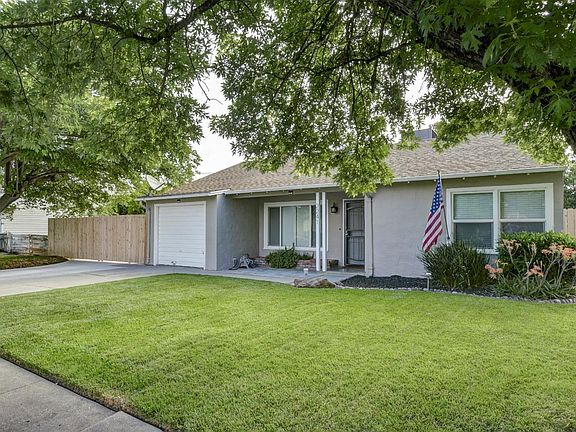 2nd image of 2241 Ramirez St