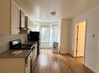 3306 Baring St FLOOR 3, Philadelphia, PA 19104