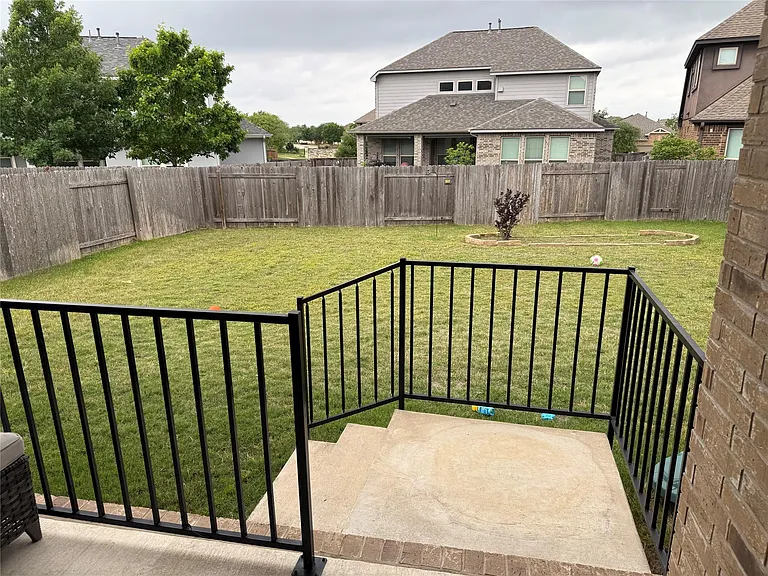 2917 Coral Valley Dr — Photo 14