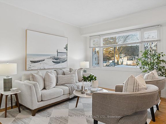 3rd image of 130 Admiral Rd