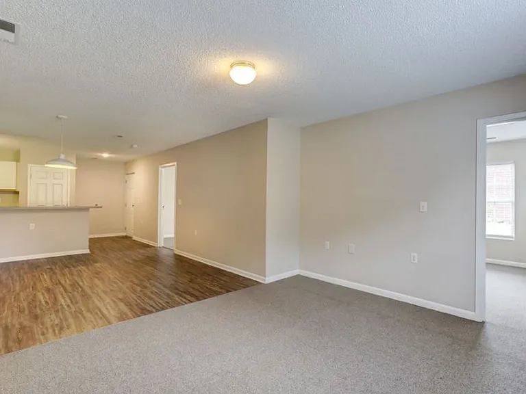 74 Fantasy Ln #G — Photo 7