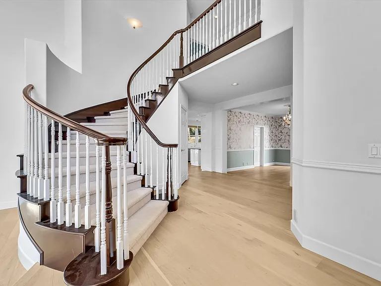 5505 Blue Ridge Dr — Photo 7