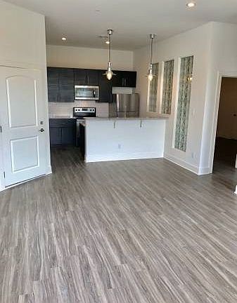 4th image of 103 S Meadow St #A