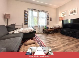 837 King St E #204, Hamilton, ON L8M 1B3