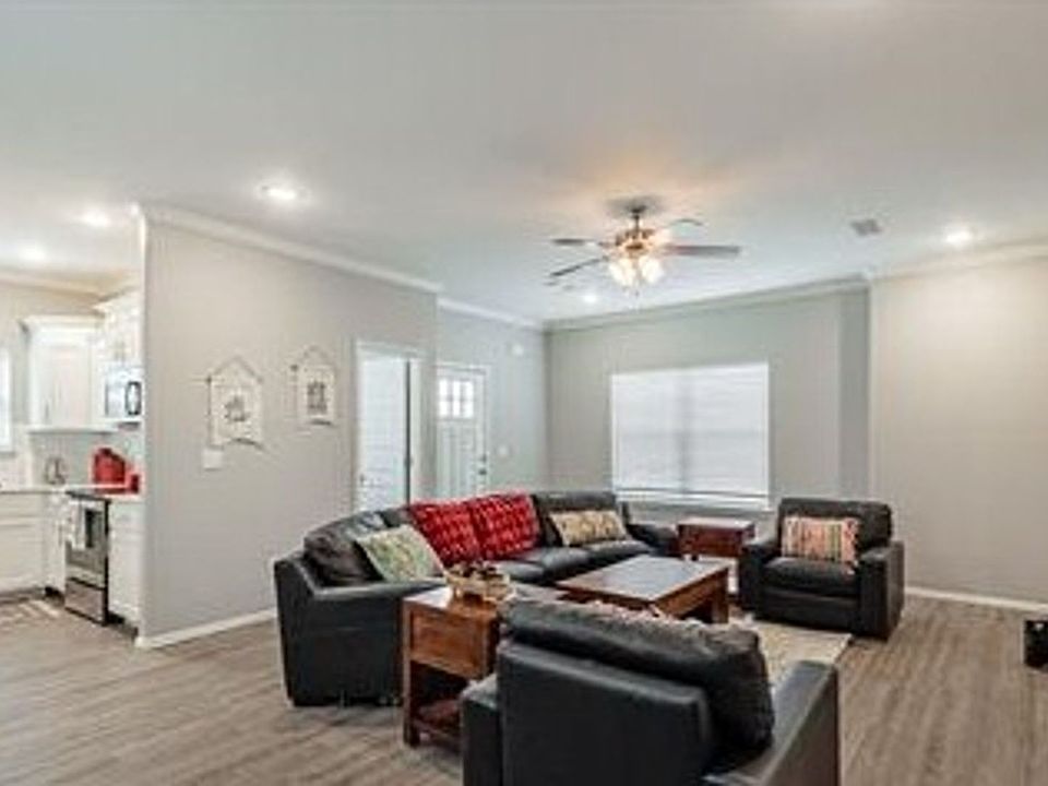 1st image of 1270 N Corsica Dr #1272