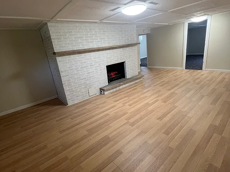Lower-Level Family Room 26 x 15