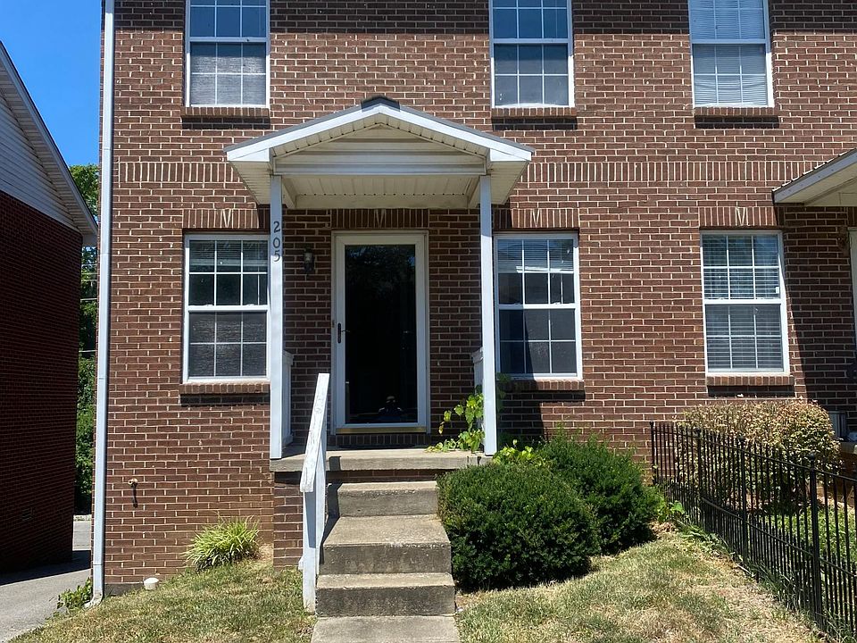 1st image of 205 Garnet Dr