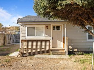 315 Lewis Ct, Mesa, WA 99343