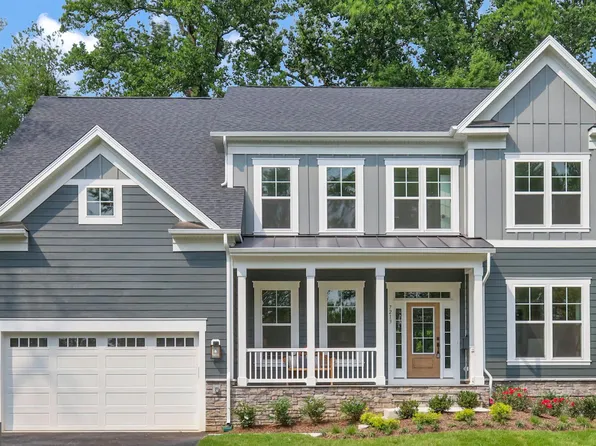 7213 Tod St, Falls Church, VA 22046