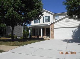 18 Fawn View Ln, O'Fallon, MO 63366