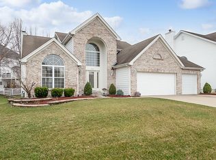 1464 Norwood Hills Dr, O'Fallon, MO 63366