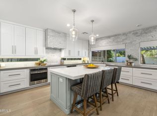 2682 W CARLA VISTA Drive, Chandler, AZ 85224