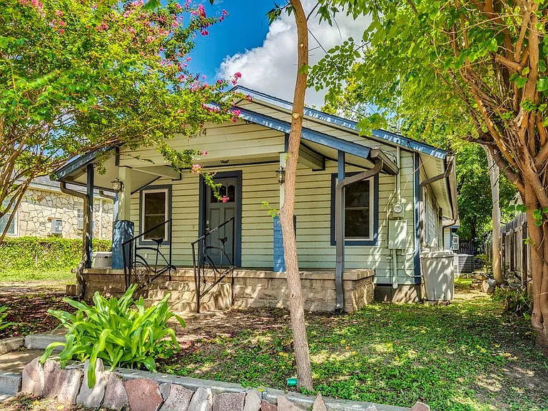 2314 Santa Rosa St — Photo 25