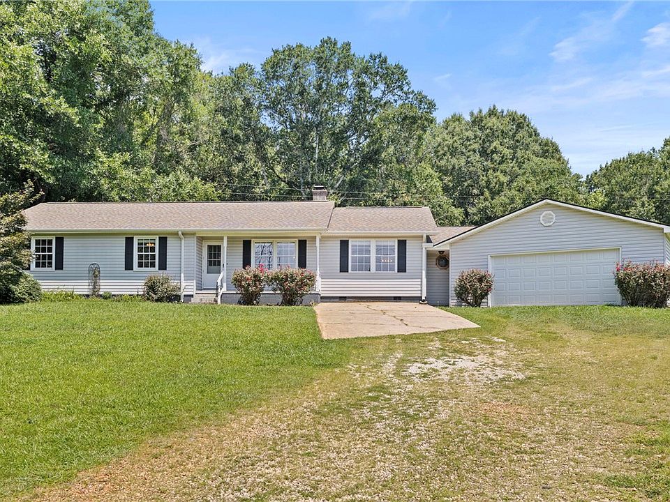 1st image of 721 Latham Rd
