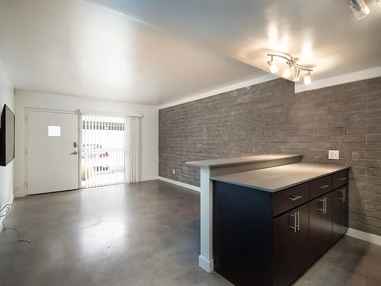 123 E Broadway Rd #1 — Photo 11