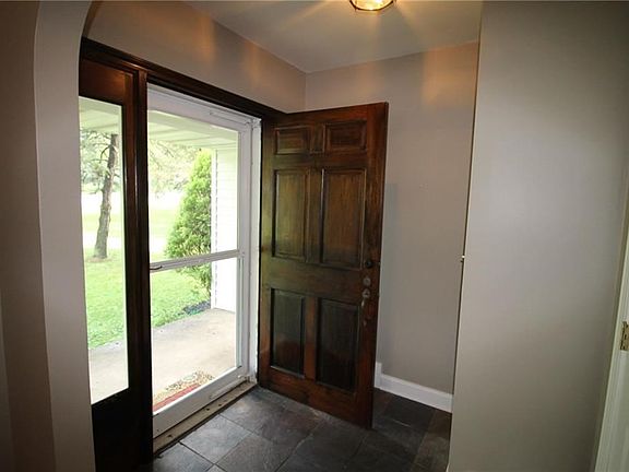 4th image of 11296 South St