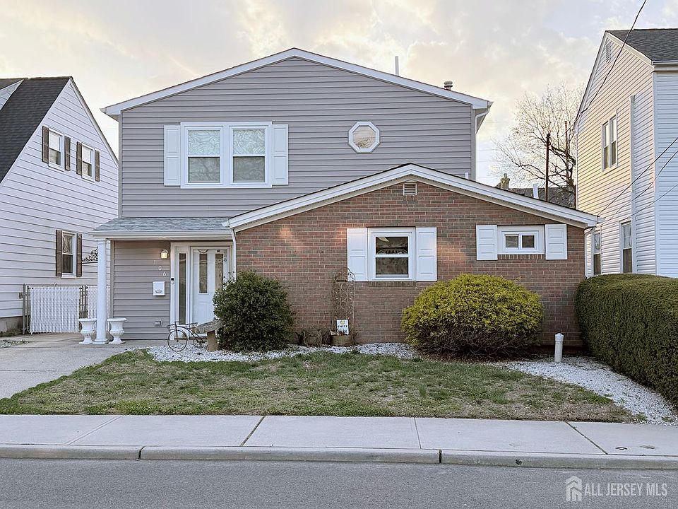 1st image of 106 Chingarora Ave