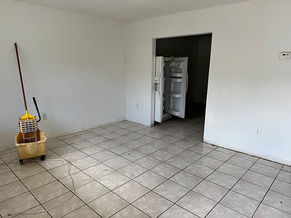 3rd image of 540 NW 7th Ave