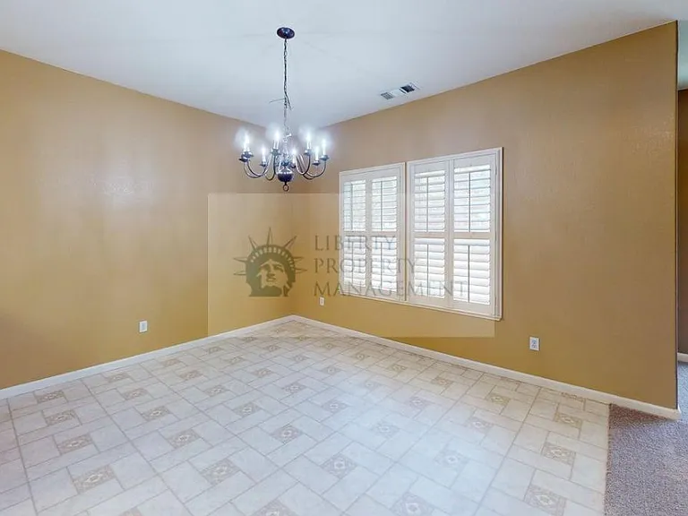 808 Boyd Dr — Photo 9