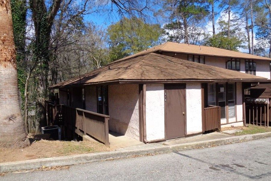 1st image of 313 Westwood Dr Unit 313