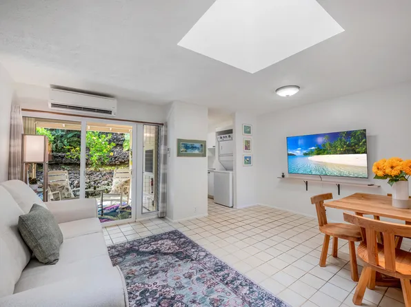 78-6800 Alii Dr APT 29, Kailua Kona, HI 96740