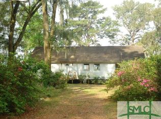 501 Queen Aire Dr #B, Savannah, GA 31406