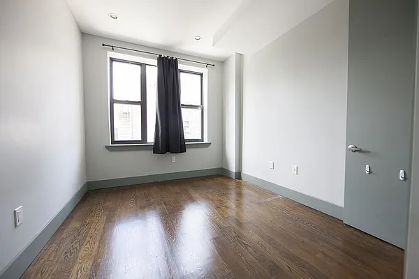 Rented by Brooklyn Group | media 41