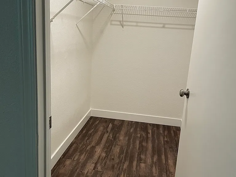 Quail Run Apartments — Photo 8