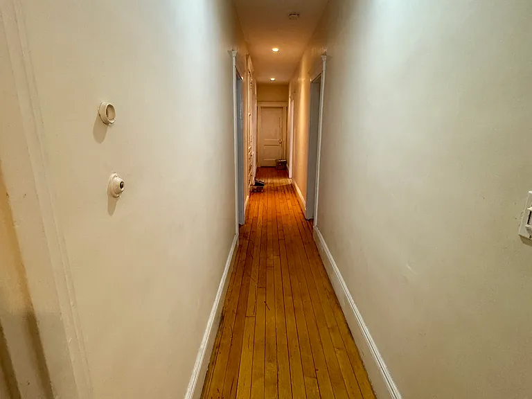 106 Strathmore Rd #3 — Photo 7