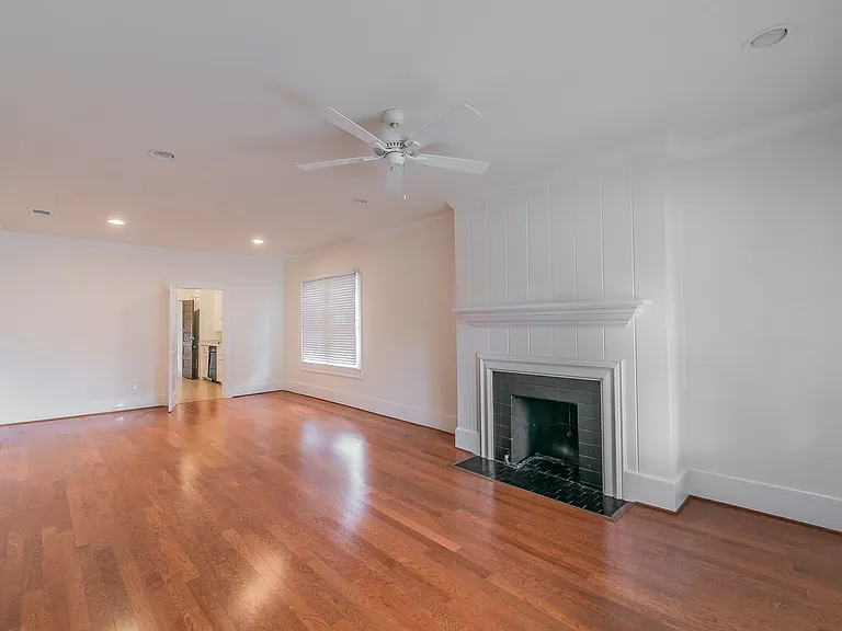 5313 Collinwood Ave — Photo 4