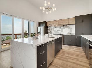 7930 Michigan Ave, Oakland, CA 94605