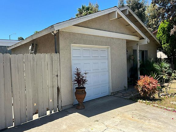 3rd image of 7715 Borrego St