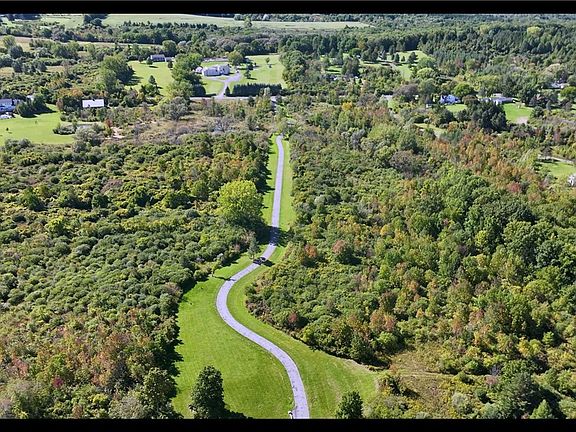 2nd image of Henneberry Rd