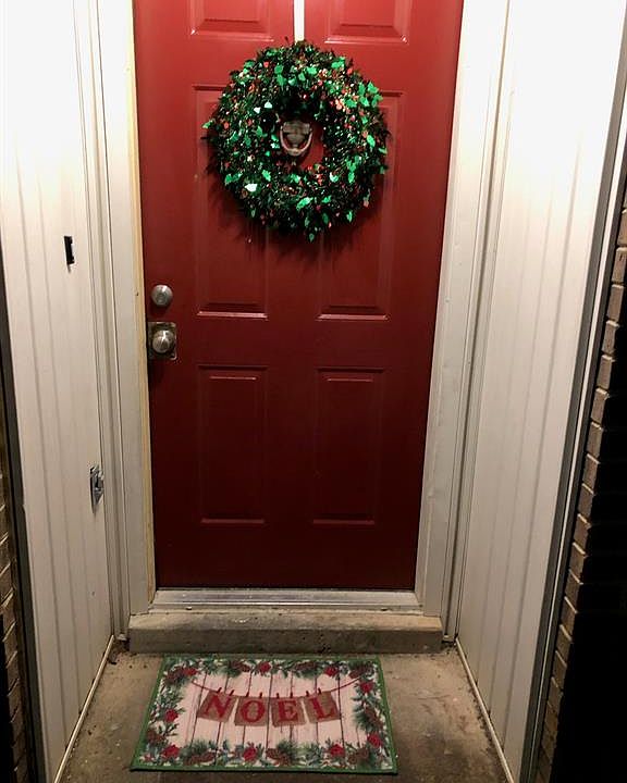 1st image of 4242 Beardsley Dr