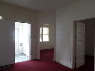2107 W Lincoln Ave, Peoria, IL