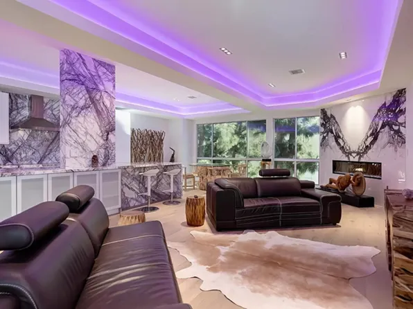 (undisclosed Address), Beverly Hills, CA 90210