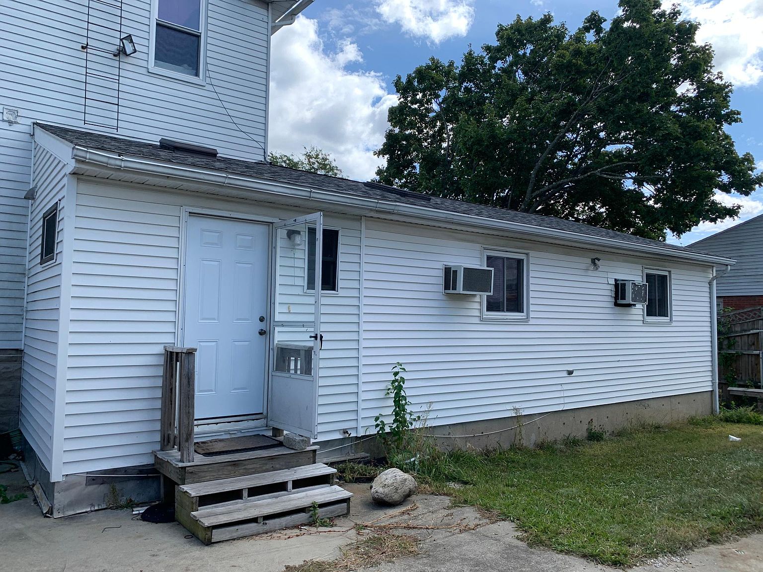 583 Laurel Hill Ave 1, Cranston, RI 02920 Zillow