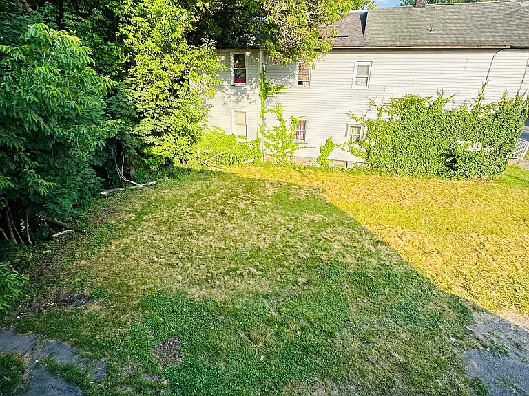 1126 Court St #1 — Photo 9