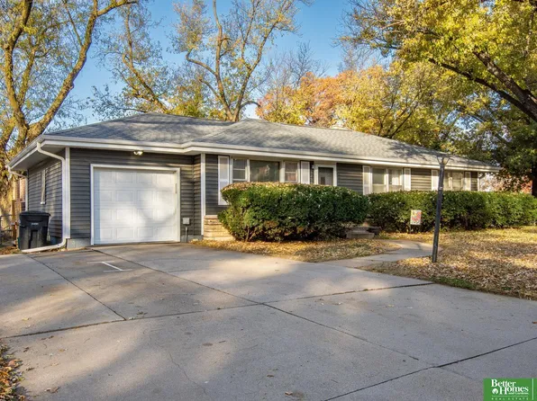 3252 S 74th St, Omaha, NE 68124