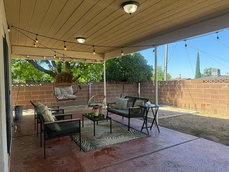 3212 Covina St — Photo 32