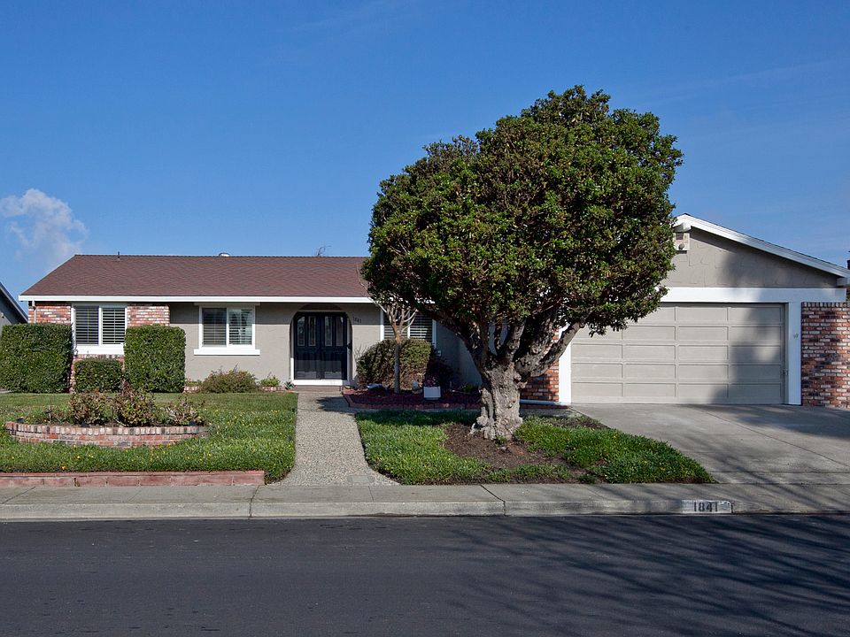 1st image of 1841 Heatherwood Dr