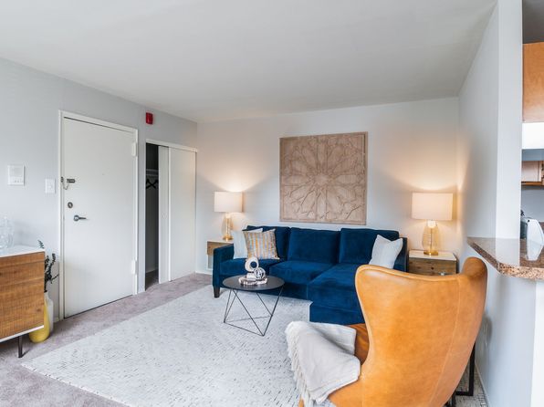 450 Domino Ln APT I08