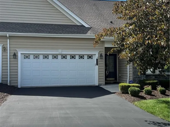 542 Pioneer Ln, Freedom, PA 15042