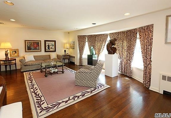 4th image of 41 Duke Dr