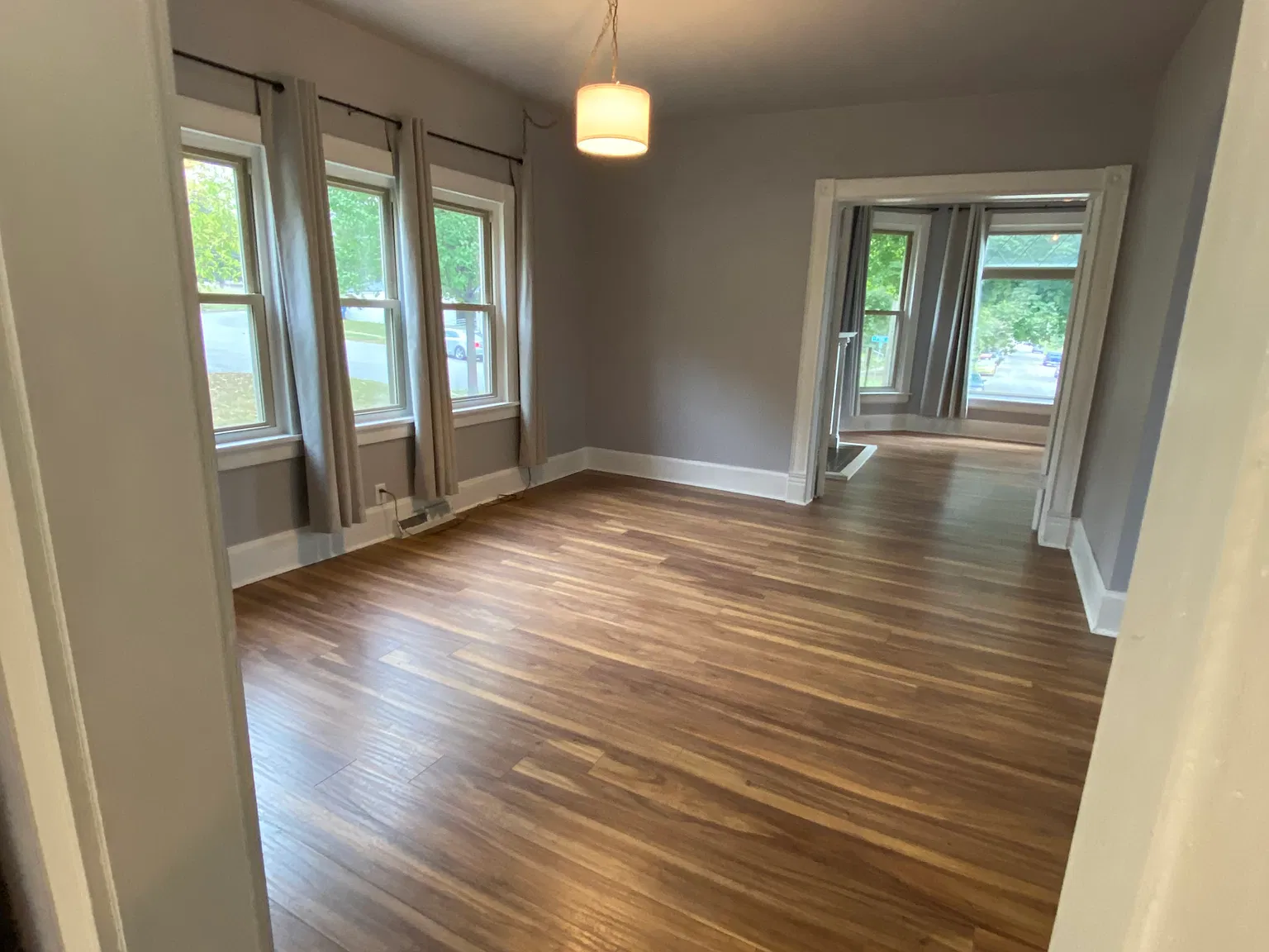 500 N Pine St — Photo 3