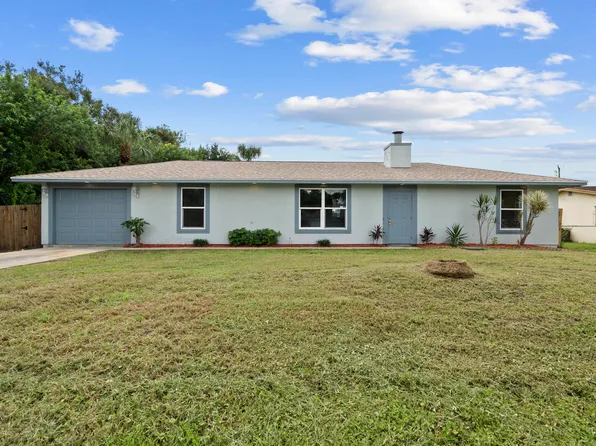 7703 Santana Avenue, Fort Pierce, FL 34951