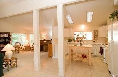 5th image of 18 Redondo Ct